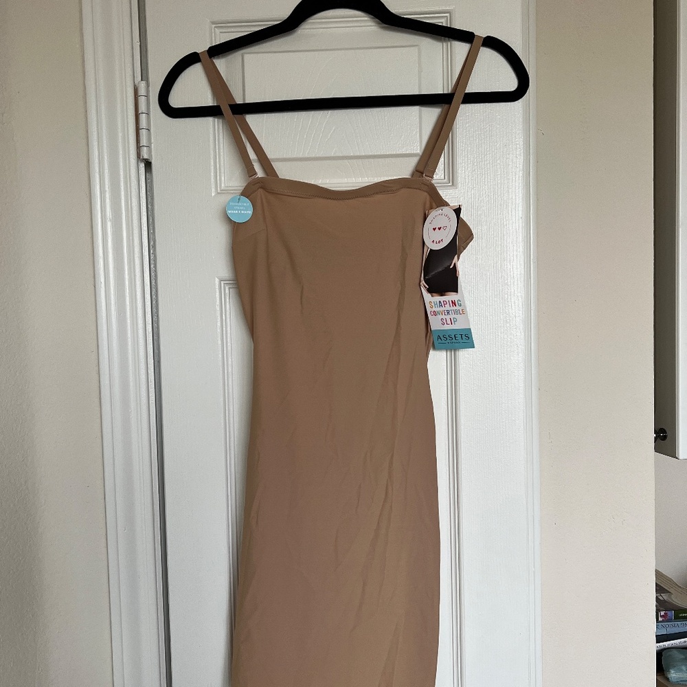 NEW! Spanx Convertible Shaping Slip
